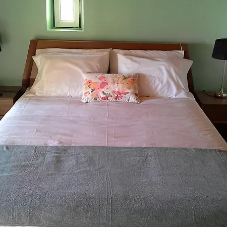 Chezvous Apartments-3