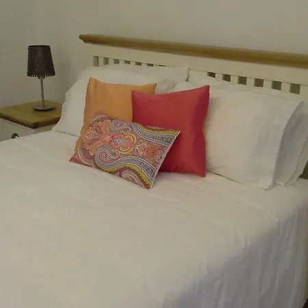 Chezvous Apartments-3